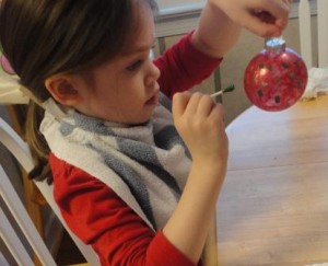 Painted Christmas Ornament Craft - Mamas Learning Corner Painted Christmas Ornament Craft