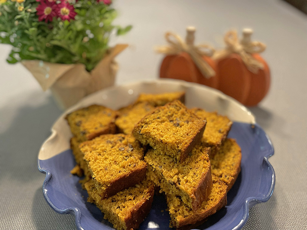 Homemade Pumpkin Bread - Mamas Learning Corner Homemade Pumpkin Bread